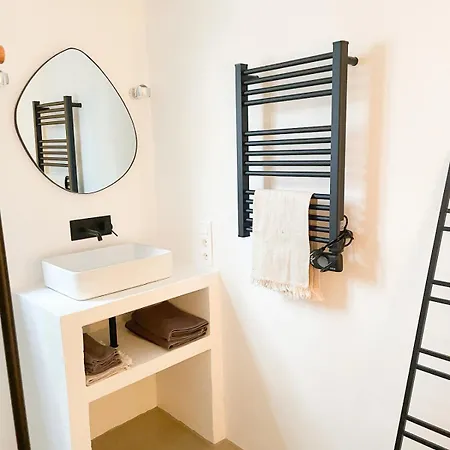 Flat In The Old-town Of דירה *