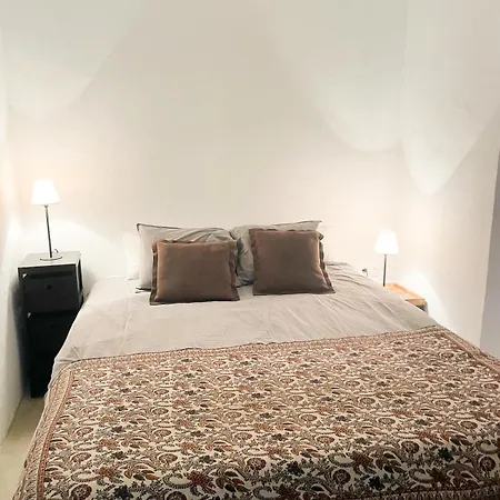 דירה Flat In The Old-town Of טריפה